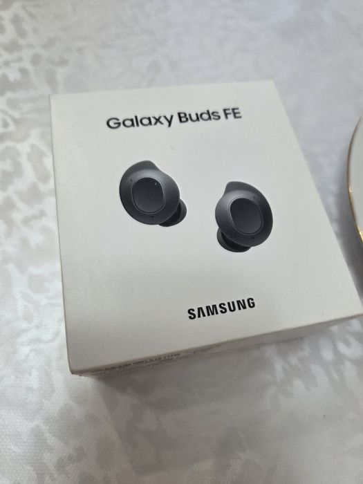 Наушники Samsung Galaxy Buds FE