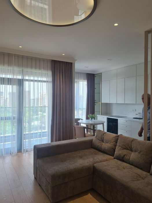 Сдаётся.  Акай сити.  2 комнатный квартира  14 этаж  20 этажный дом.