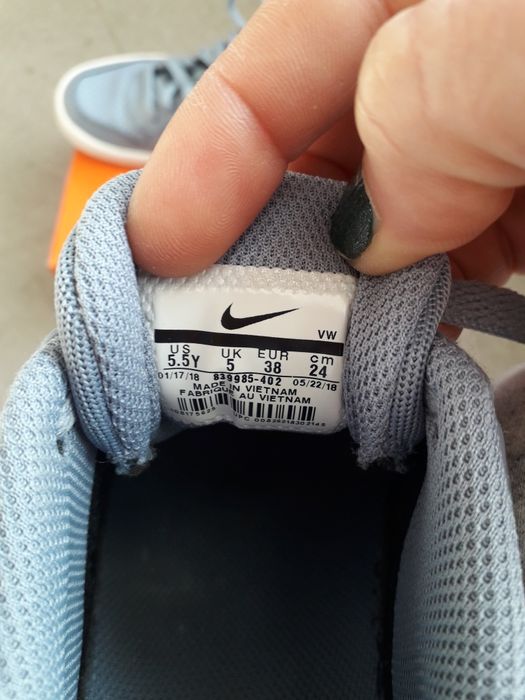 Маратонки Nike 38 и 40 н