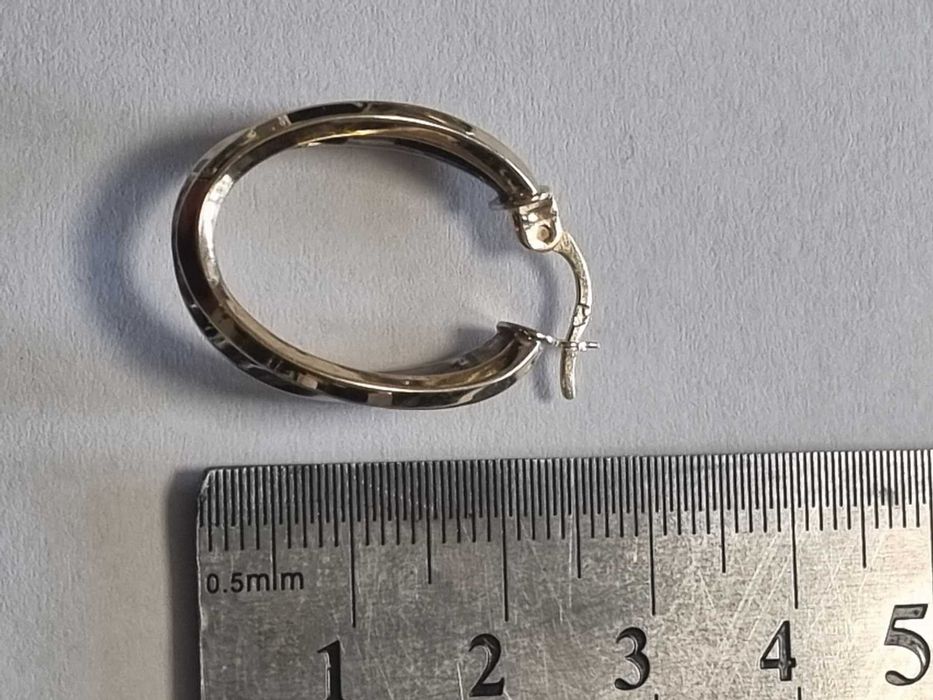 Златни обеци 2.56гр.