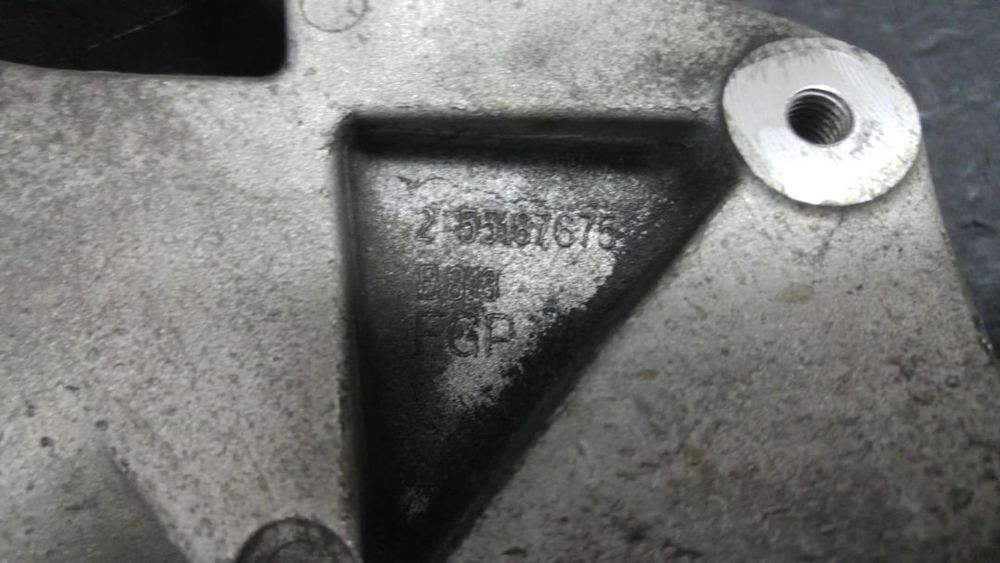 Suport motor 1.9 d multijet fiat sedici croma alfa romeo 159 opel vectra c 55187675