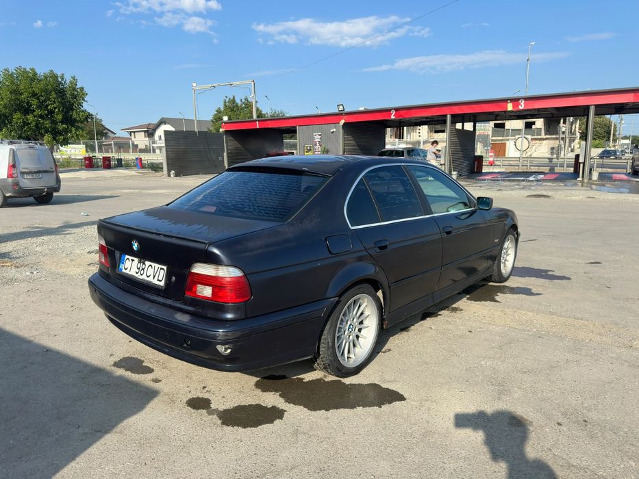 BMW Seria 5 2001 — imagine 2