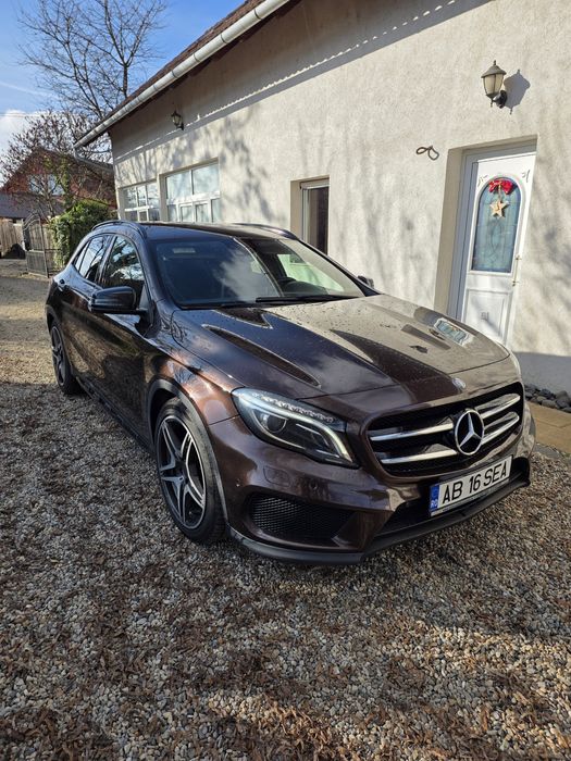 Autoturism mercedes GLA