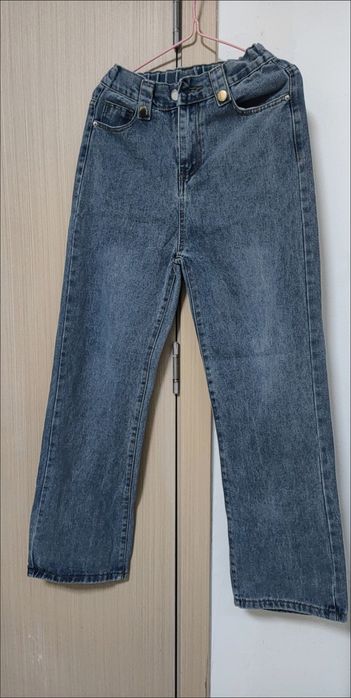 Женские джинсы 32 размером