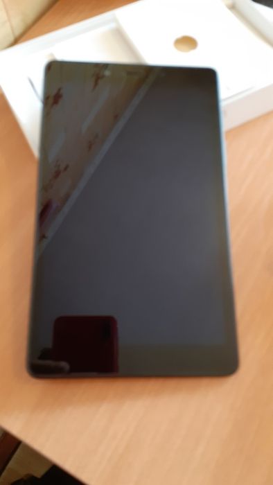 Продам планшет самсунг