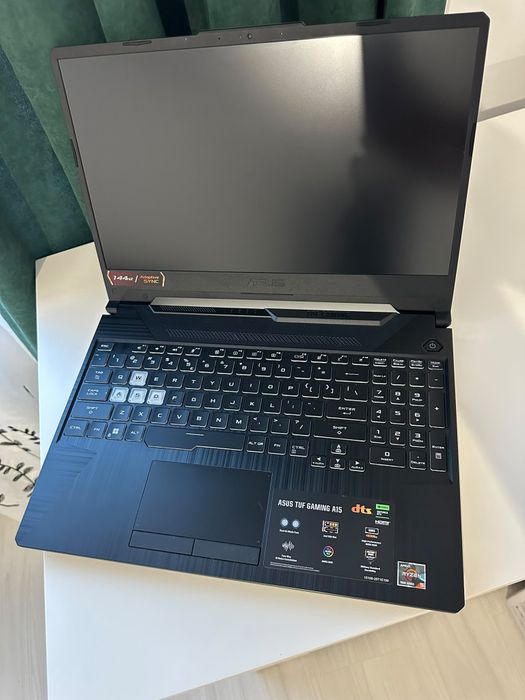 ASUS TUF Gaming A15 (Ryzen 5 7535HS, 16GB RAM DDR5, RTX 2050, 144Hz) - Impecabil