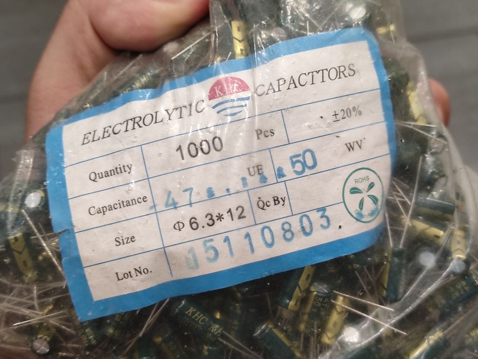 Кондензатори / Електроника / CBB22 - 145J 400V / KHC 47mf 50V