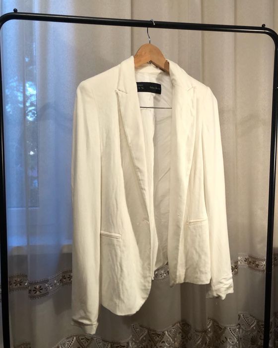 Белые пиджаки от ZARA и MANGO