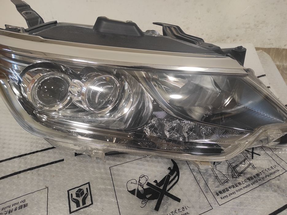 Фара Camry 55 exclusive