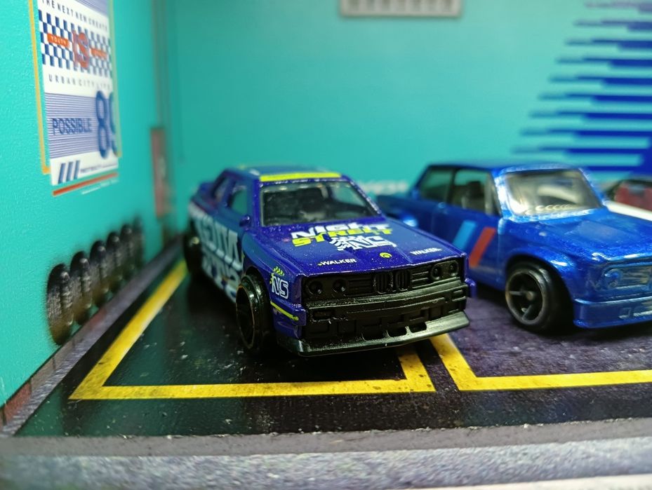 Bmw 1:64 модельки