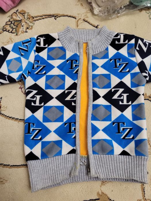 Джемпер теплый рубашка 1000тенге