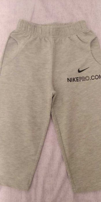 Много запазени плувки по 6лв 122 и 128 размер