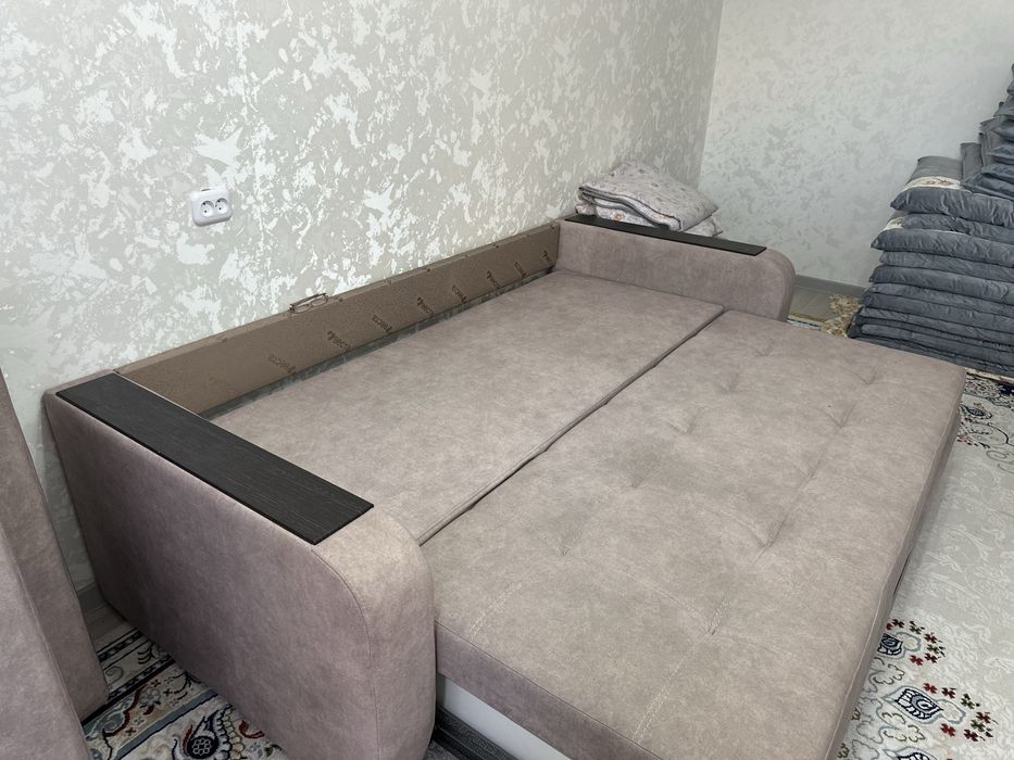 Продам диван, выдвижной