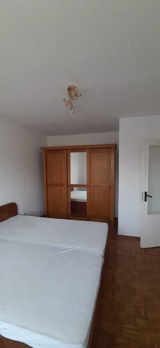 Apartament 2 camere de închiriat