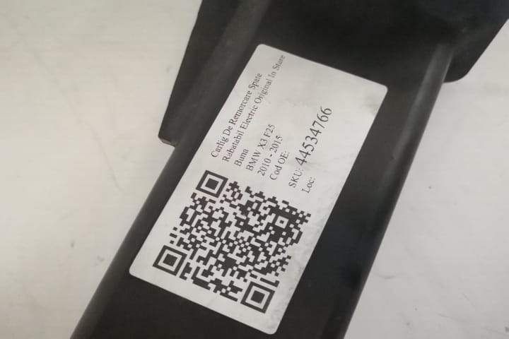 Carlig De Remorcare Spate Rabatabil Electric Original se prezinta cu m