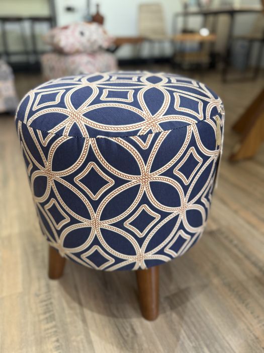 Пуфы дизайнерские