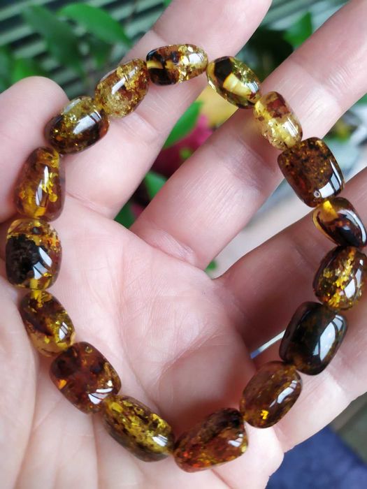 Ръчно изработени гривни от естествен Балтийски Кехлибар