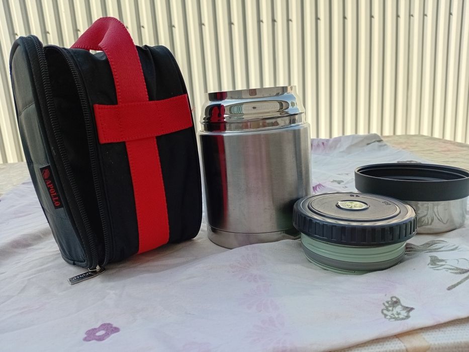 Продам тэрмоз для пиши с сумочку комплект