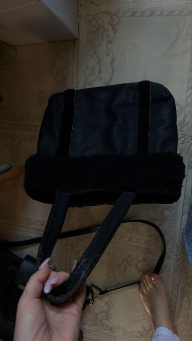 Отдам сумки, замки рабочие