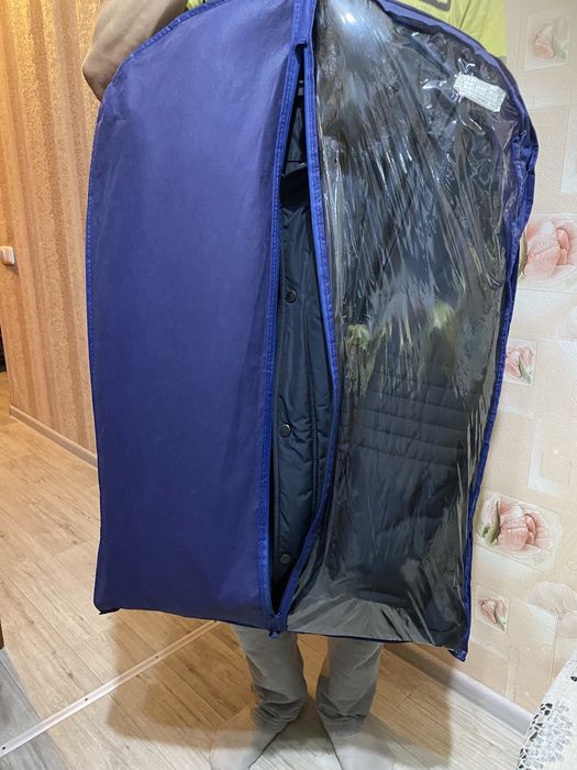 продам зимнюю куртку