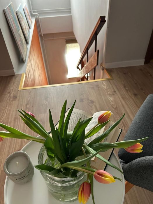 Un apartament altfel decât cele clasice de 2 camere/ 82 mp de spațiu/ lumină și confort.
