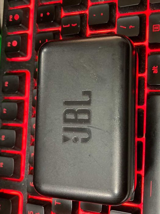 Спортни слушалки JBL Endurance Peak