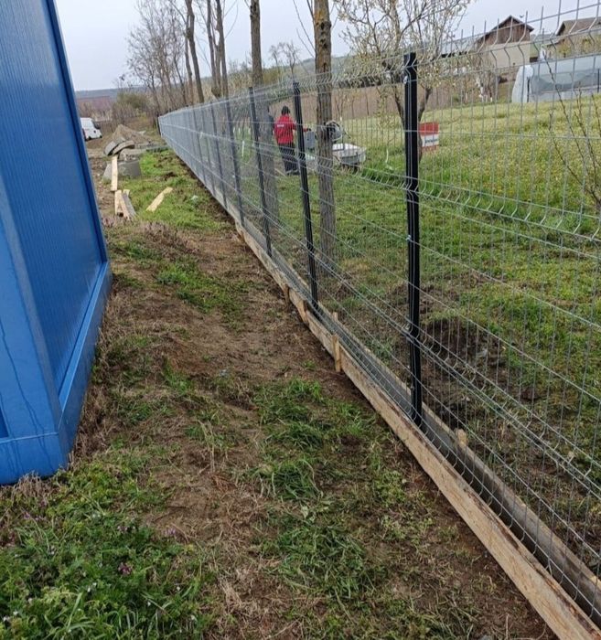 Construim garduri și porți