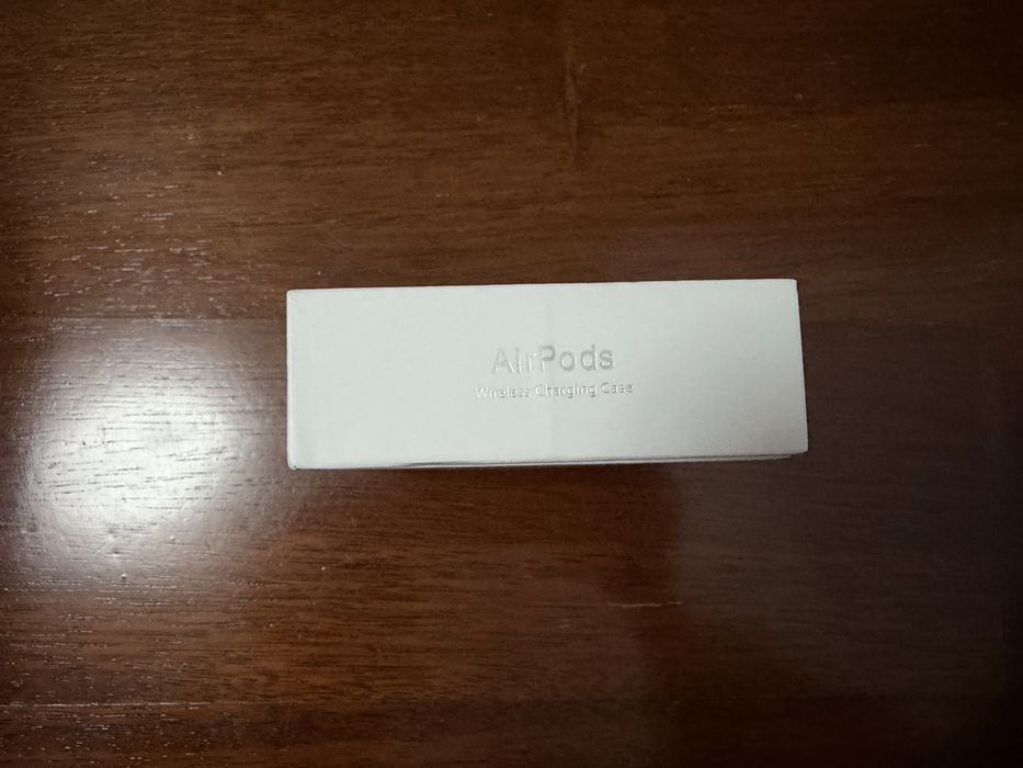 Apple AirPods
