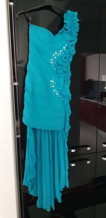 Rochie eleganta tip sirena, cu trena