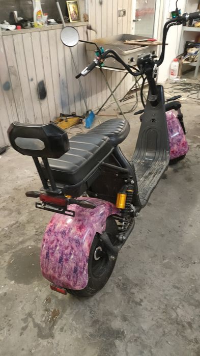 Scuter electric ..