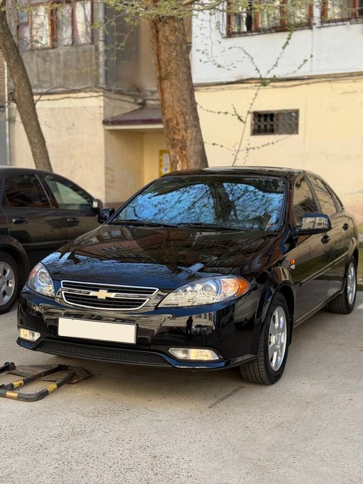 Chevrolet Gentra 2022, чёрная