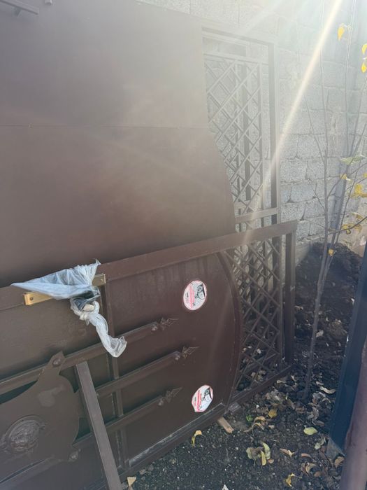 Железные ворота