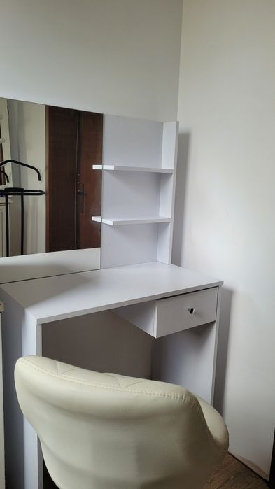 Masuta si scaun machiaj/ makeup