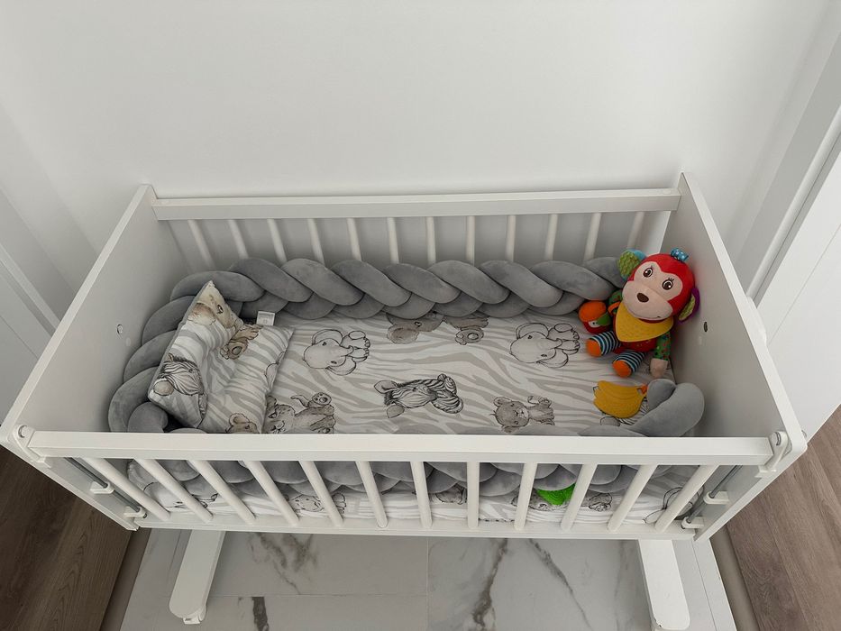 Pătuț bebeluși în stare bună