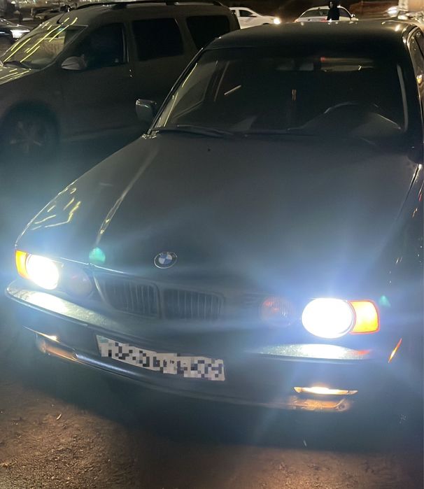 Фары Bi led на bmw e34