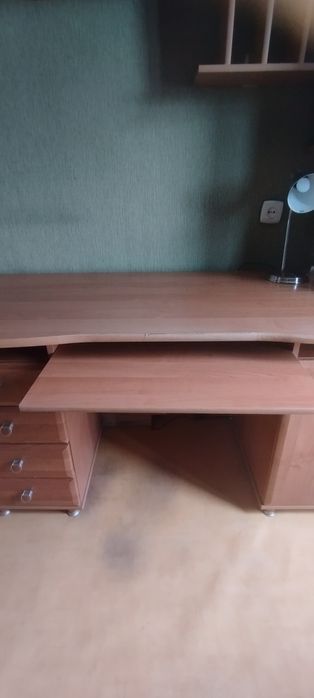 Продам стол письменный, тумбу, стулья ИКЕА