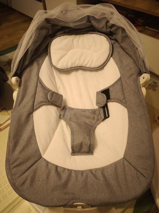 Продам шезлонг детский