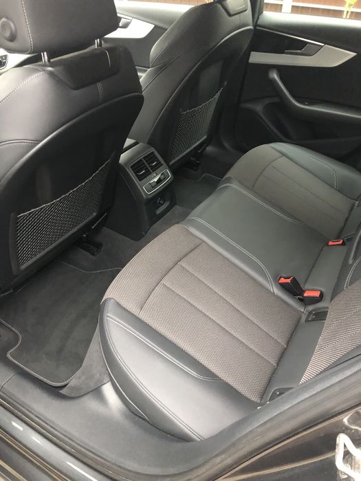 Audi A4 S-Line 2023