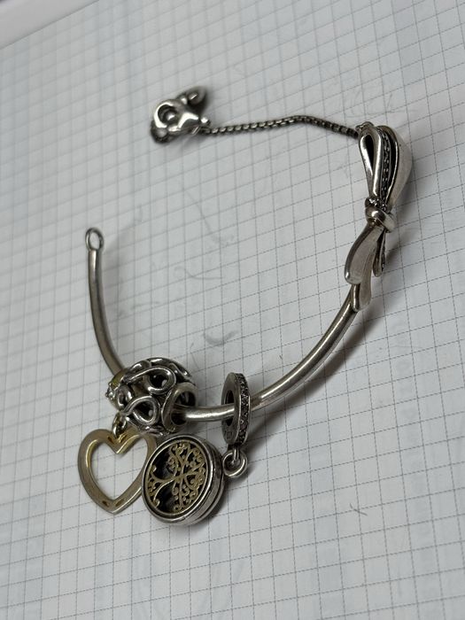 Браслет Pandora Brilliant Bow + 3 шарма