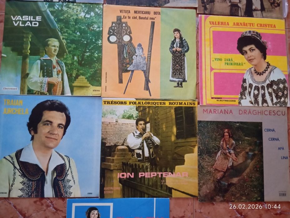 Vând discuri vinil pentru pick up
