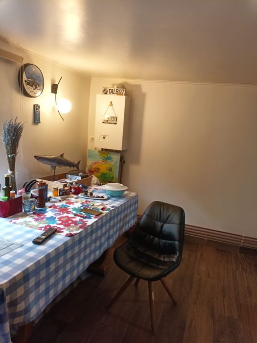 De vanzare apartament in vila Busteni