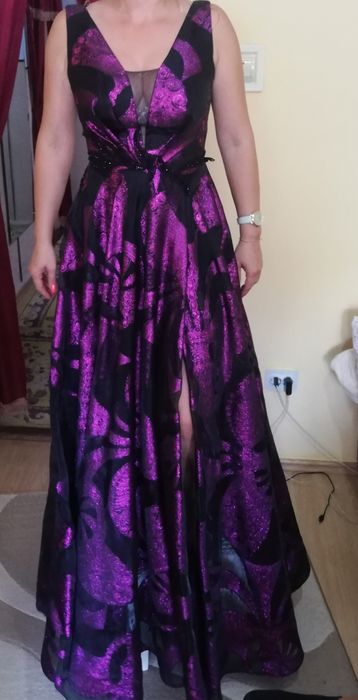 Vând rochie de gală / Nașă