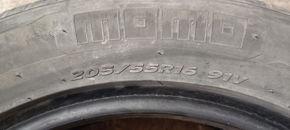 2брЛетни гуми Momo 205/55/16 Дот 2020г