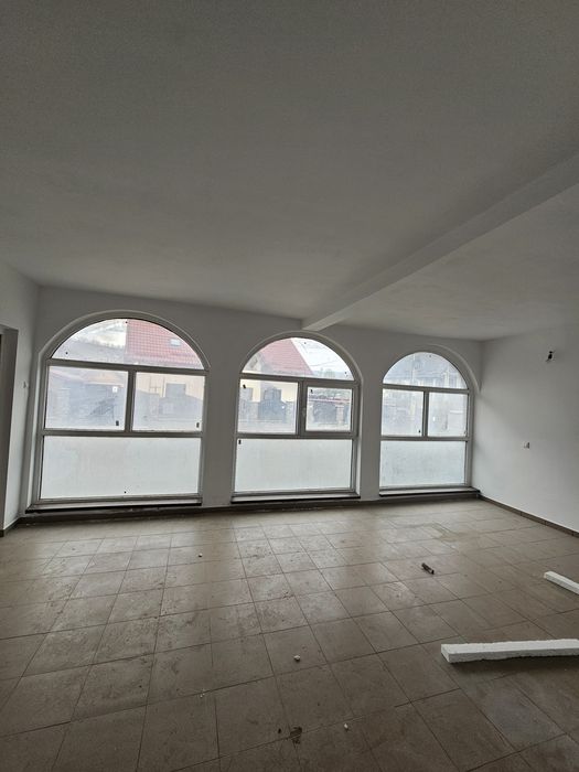 SPATII COMERCIALE– Central, Darmanesti-Bacau, langa piata!