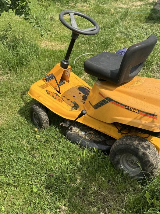 Tractoras gazon stiga