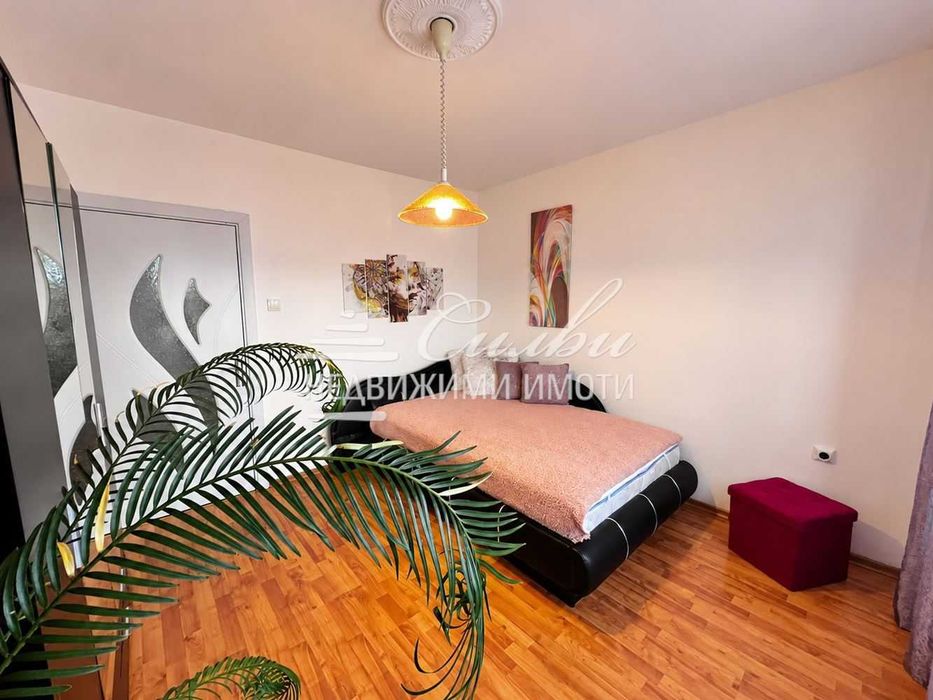 Продава се Тристаен апартамент в Шумен, Тракия - 76 кв.м за 1777 €/кв.м - Снимка #8