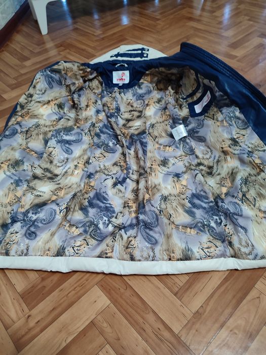 Пуховик комбинированный с синим. До колена.