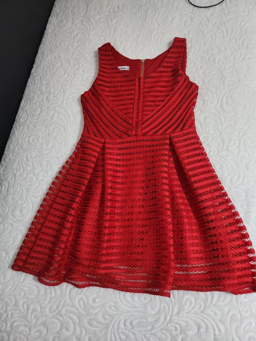 Дамски рокли  м размер