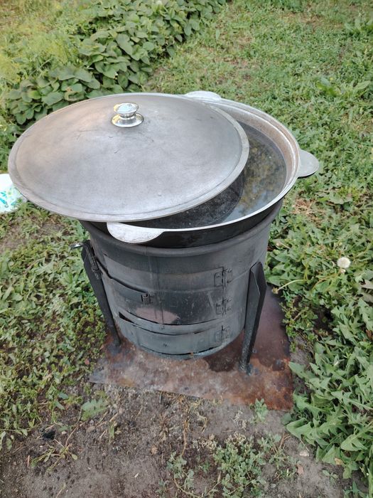Продам казан с очагом