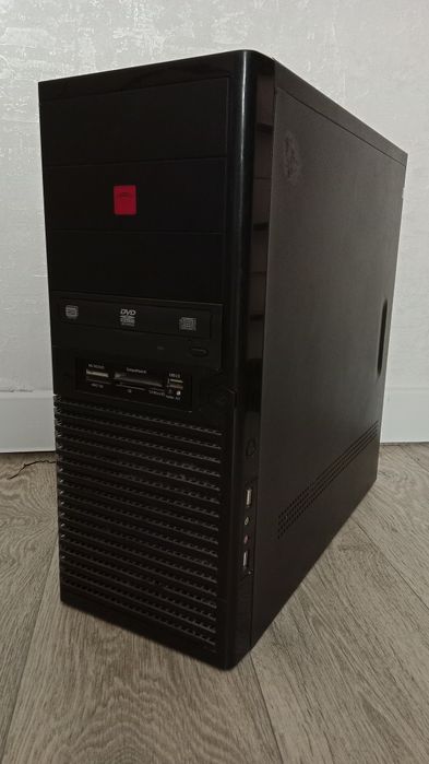 Продам настольный компьютер за копейки!